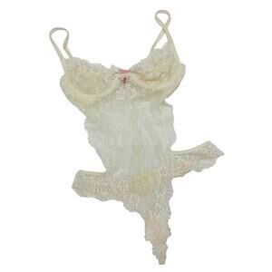 Victoria's Secret 2003 Deadsotck ivory lace teddy